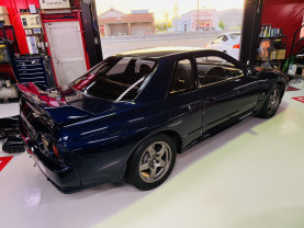 Nissan Skyline BNR32 GT-R DARK BLUE PEARL for sale (#3939)