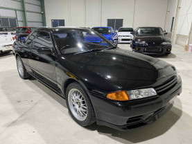 Nissan Skyline BNR32 GT-R for sale (#3582)