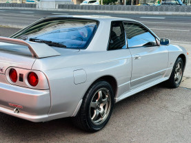Nissan Skyline BNR32 GT-R for sale (#3856)